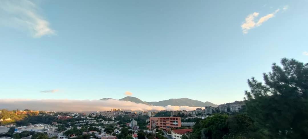 Sorokaima Hotel Caracas Exterior photo